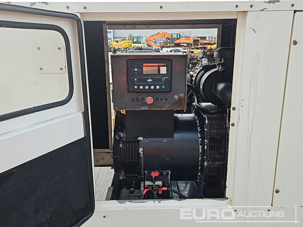 Groupe électrogène 110 kVA Generator, Perkins Engine: photos 17