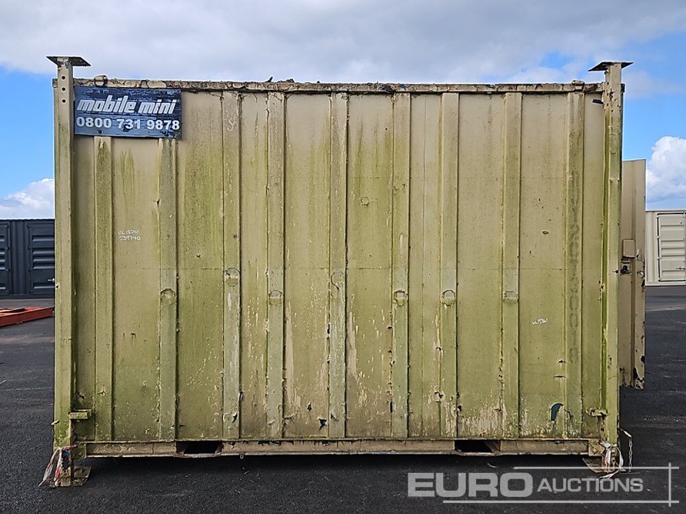 12' x 8' Containerised Toilet Unit (Cannot Be Reconsigned) - Conteneur maritime: photos 2 12' x 8' Containerised Toilet Unit (Cannot Be Reconsigned) - Conteneur maritime: photos 2