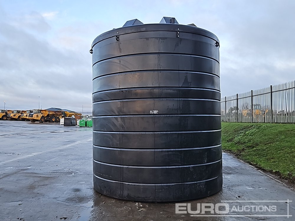 15,000 Litre Plastic Bunded Bowser - Cuve de stockage: photos 2 15,000 Litre Plastic Bunded Bowser - Cuve de stockage: photos 2