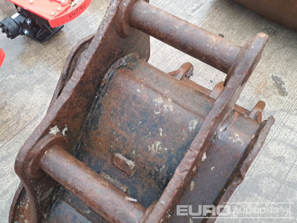 Godet 18" Geith Digging Bucket 50mm Pin to suit 6-8 Ton Excavator: photos 7 Godet 18" Geith Digging Bucket 50mm Pin to suit 6-8 Ton Excavator: photos 7