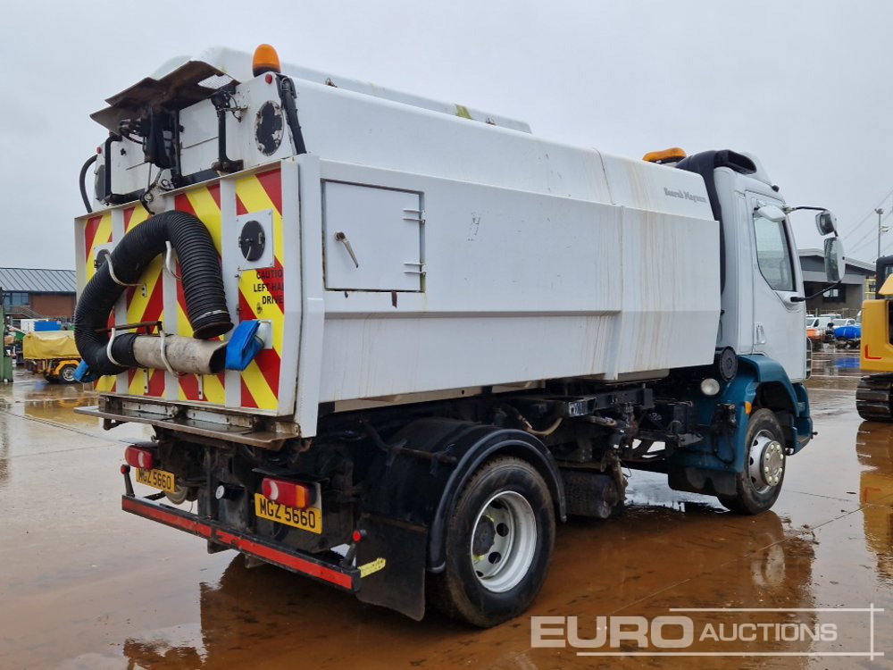 2002 DAF LF55.180 - Balayeuse de voirie: photos 5 2002 DAF LF55.180 - Balayeuse de voirie: photos 5