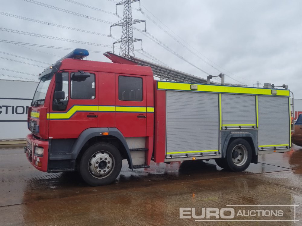 2002 MAN 4x2 Fire Engine, Automatic Gearbox (Reg. Docs. Available) - Camion de pompier: photos 1 2002 MAN 4x2 Fire Engine, Automatic Gearbox (Reg. Docs. Available) - Camion de pompier: photos 1