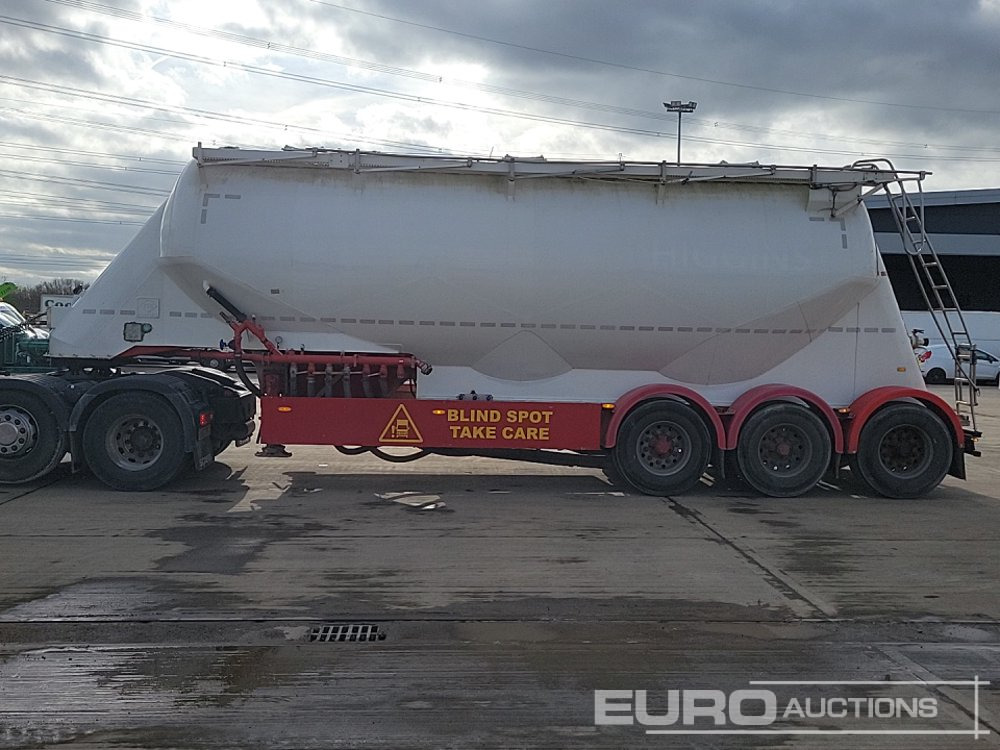 2003 Feldbinder Tri Axle Tanker Trailer - Semi-remorque citerne: photos 2 2003 Feldbinder Tri Axle Tanker Trailer - Semi-remorque citerne: photos 2