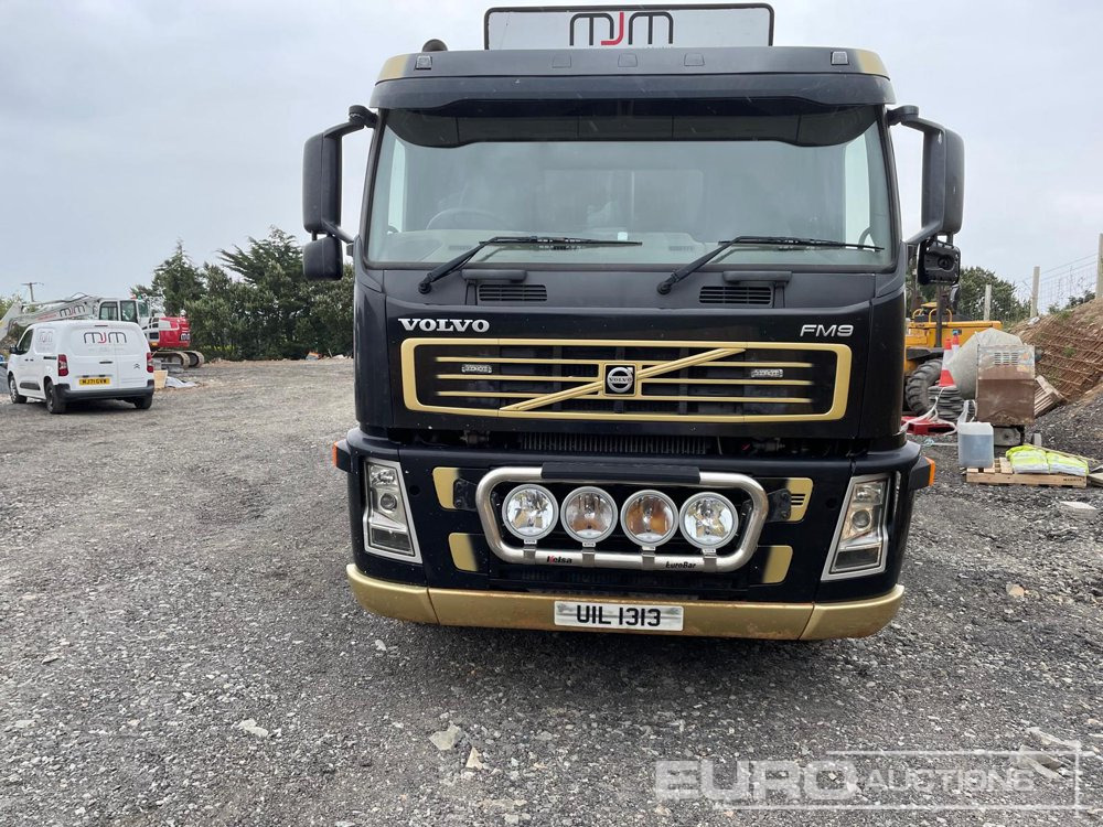 2003 Volvo FM9 320 - Camion benne: photos 2 2003 Volvo FM9 320 - Camion benne: photos 2