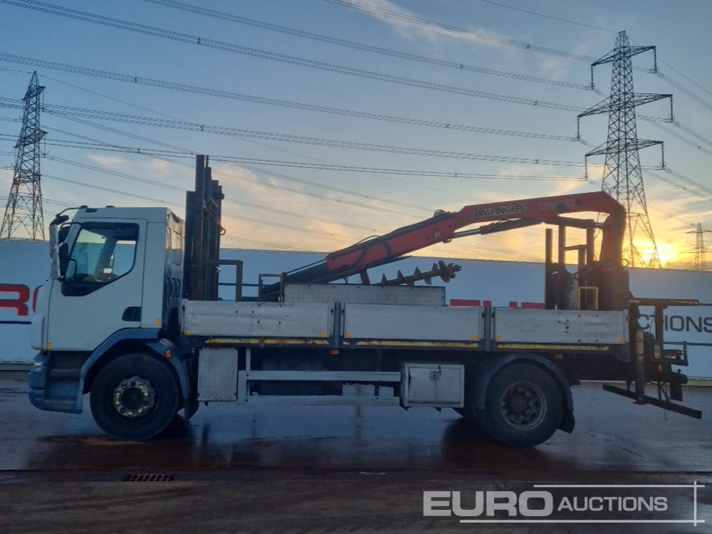 2004 DAF LF55.220 - Camion plateau: photos 2 2004 DAF LF55.220 - Camion plateau: photos 2