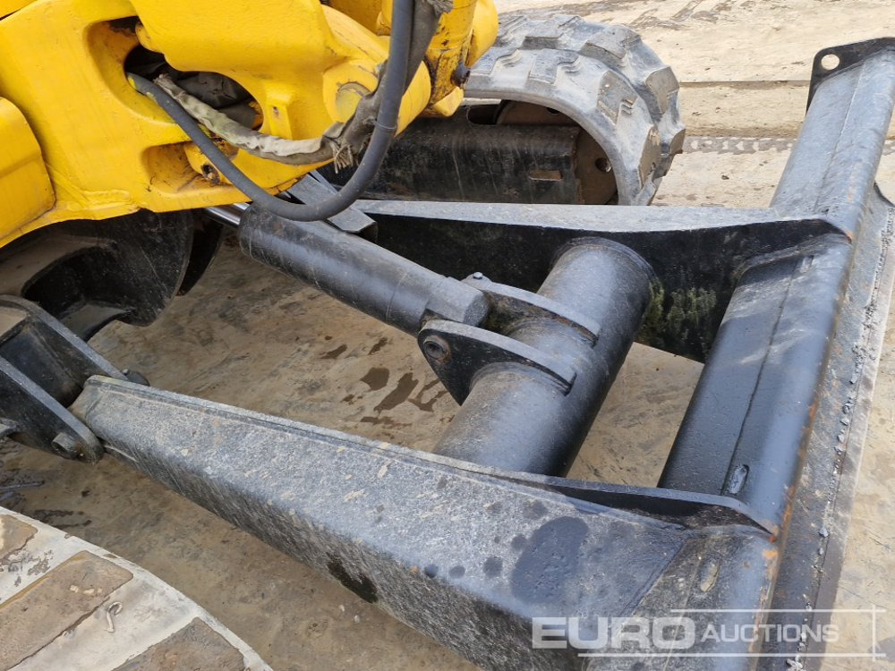 Mini pelle 2004 JCB 8080: photos 18