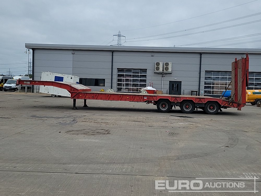2005 ARB Tri Axle Step Frame Low Loader Trailer, Out Riggers, Hydraulic Flip Toe Ramps - Semi-remorque surbaissé: photos 2 2005 ARB Tri Axle Step Frame Low Loader Trailer, Out Riggers, Hydraulic Flip Toe Ramps - Semi-remorque surbaissé: photos 2