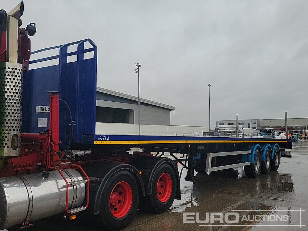 2005 Montracon Tri Axle Flatbed Trailer - Semi-remorque plateau: photos 1 2005 Montracon Tri Axle Flatbed Trailer - Semi-remorque plateau: photos 1