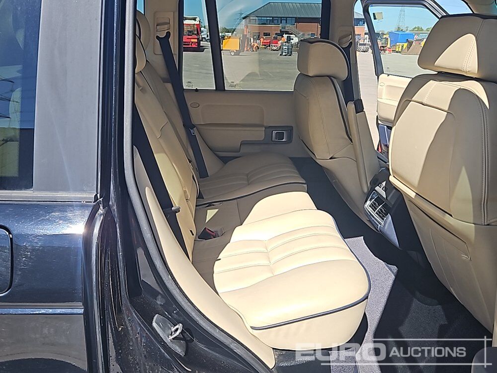 SUV 2005 Range Rover Vogue: photos 27