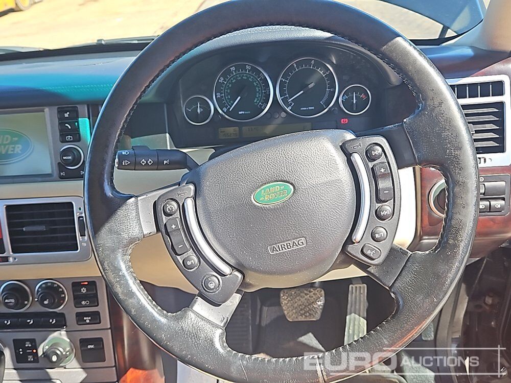 SUV 2005 Range Rover Vogue: photos 40