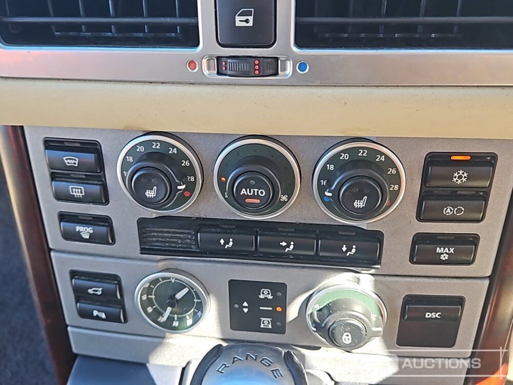 SUV 2005 Range Rover Vogue: photos 39