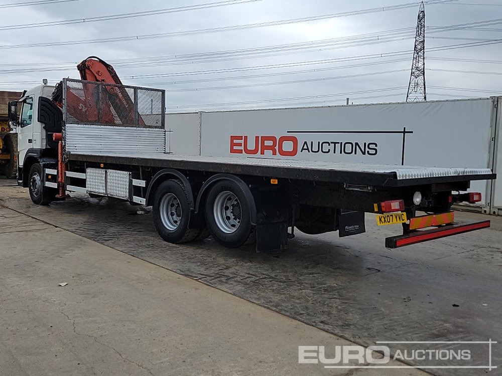 2007 Volvo FM340 - Camion plateau: photos 3 2007 Volvo FM340 - Camion plateau: photos 3
