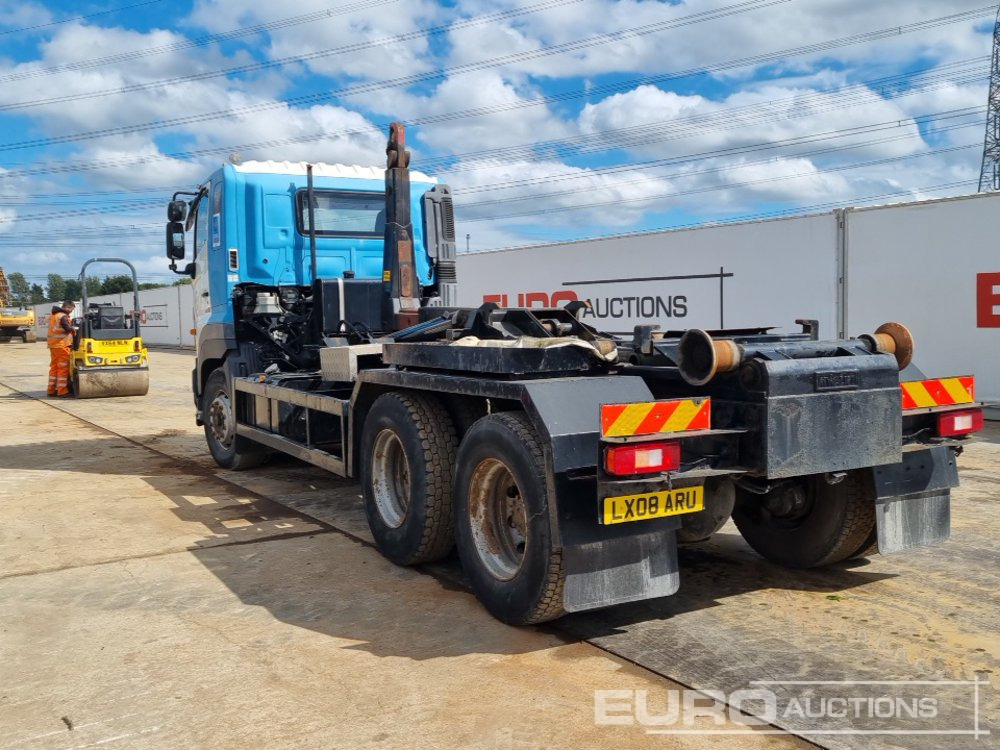 2008 Hino 700 - Camion ampliroll: photos 3 2008 Hino 700 - Camion ampliroll: photos 3