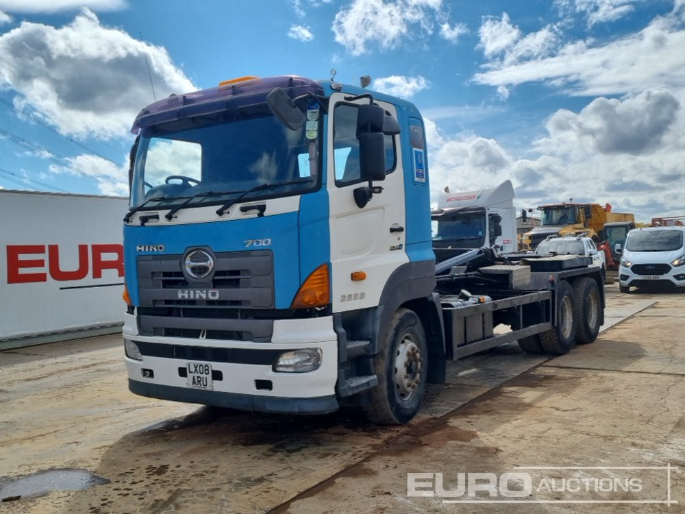 2008 Hino 700 - Camion ampliroll: photos 1 2008 Hino 700 - Camion ampliroll: photos 1