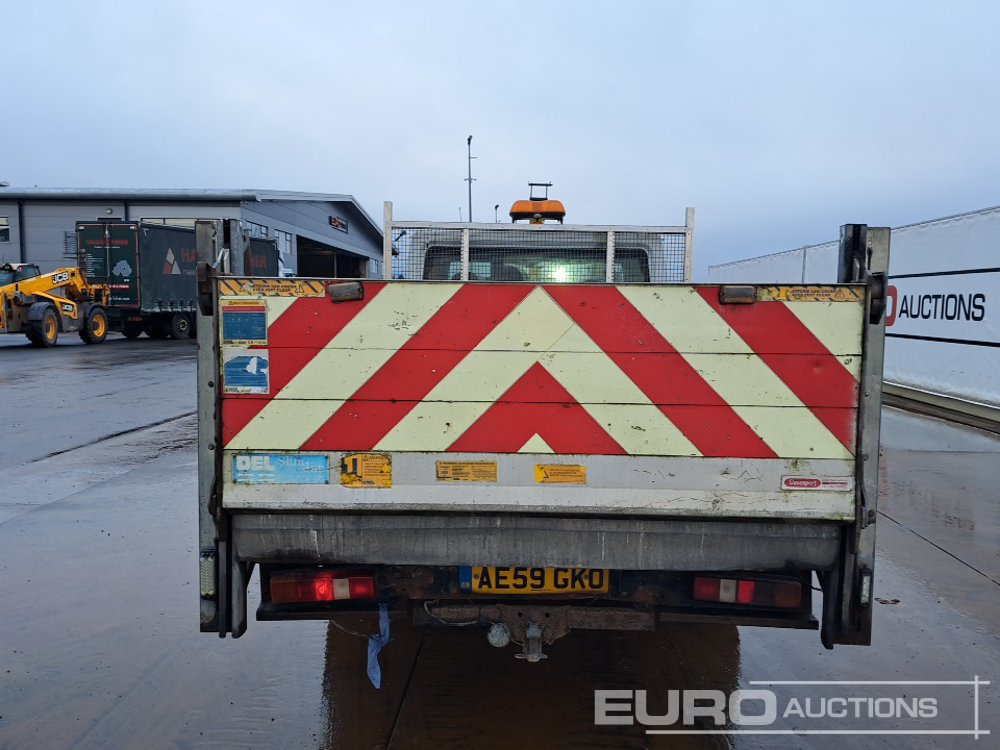 2009 Ford Transit - Utilitaire plateau: photos 4 2009 Ford Transit - Utilitaire plateau: photos 4