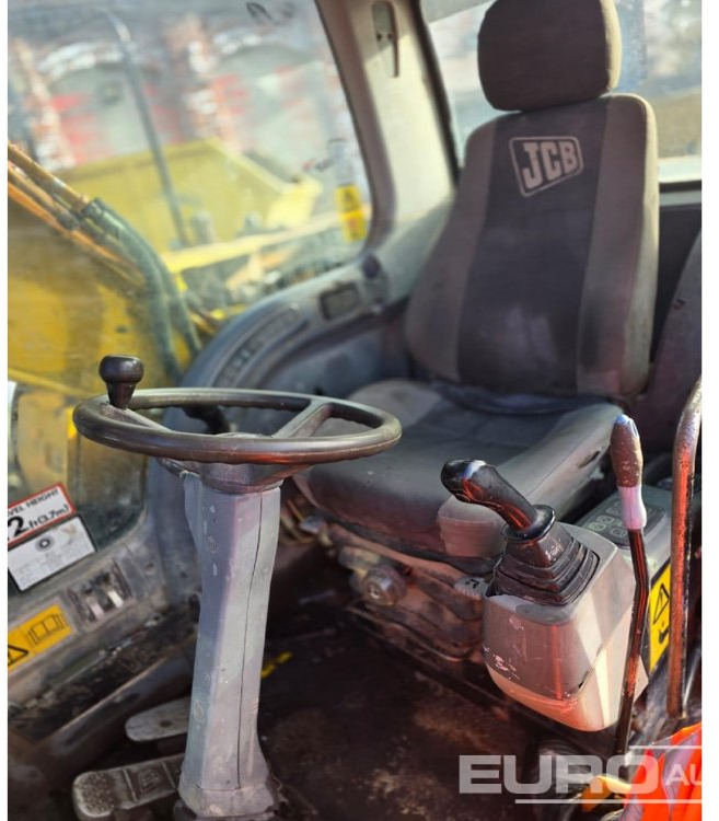 2009 JCB JS130W - Pelle sur pneus: photos 5 2009 JCB JS130W - Pelle sur pneus: photos 5