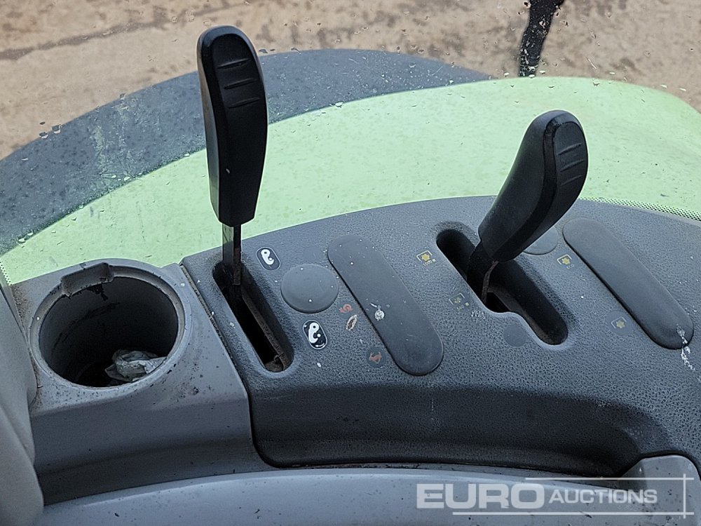 Tracteur agricole 2010 Class 610: photos 31