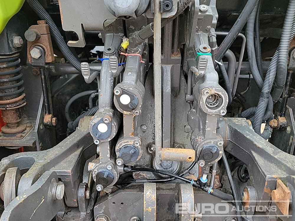 Tracteur agricole 2010 Class 610: photos 24