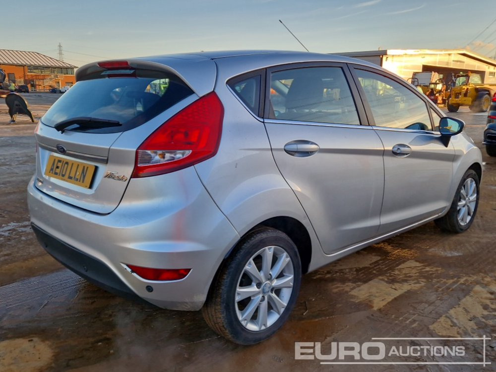 2010 Ford Fiesta - Voiture: photos 5 2010 Ford Fiesta - Voiture: photos 5