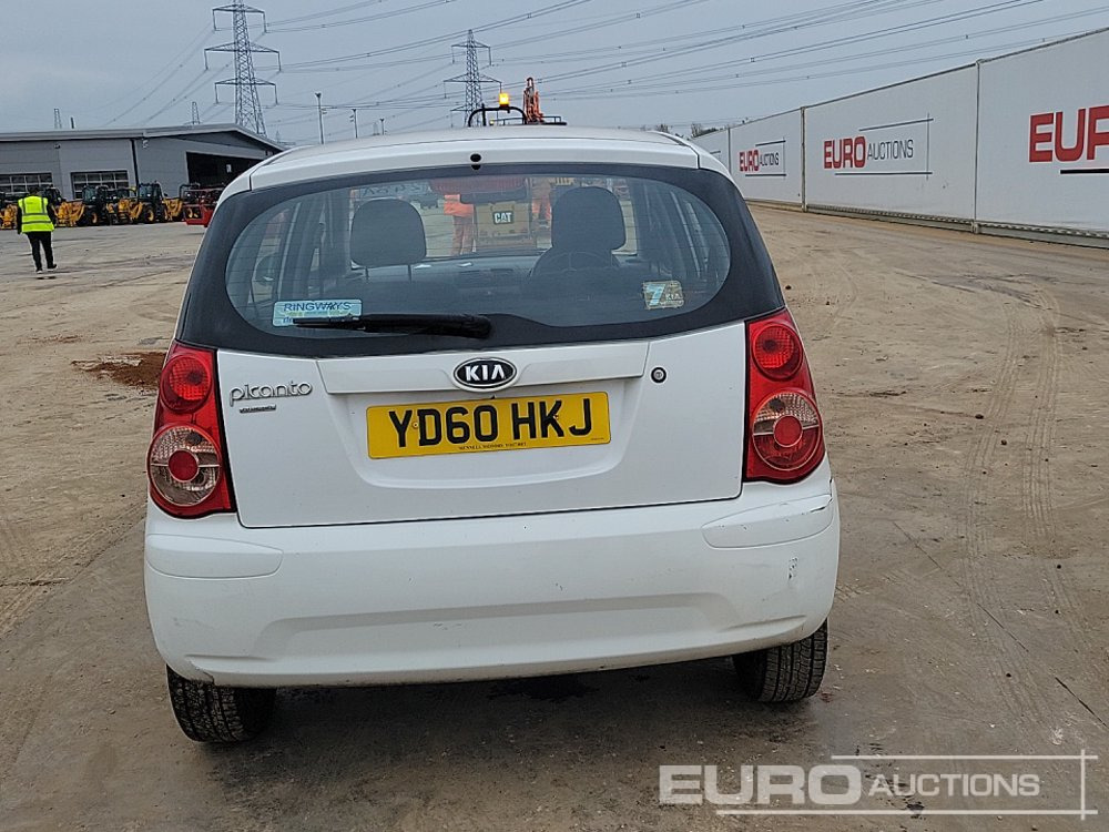 2010 Kia PICANTO - Voiture: photos 4 2010 Kia PICANTO - Voiture: photos 4