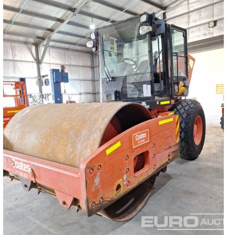 2011 CAT CS533XT Single Drum Vibrating Roller, A/C - Compacteur: photos 1 2011 CAT CS533XT Single Drum Vibrating Roller, A/C - Compacteur: photos 1