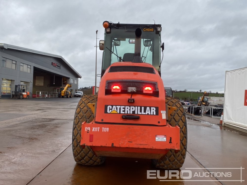 2011 CAT CS74 - Compacteur: photos 4 2011 CAT CS74 - Compacteur: photos 4