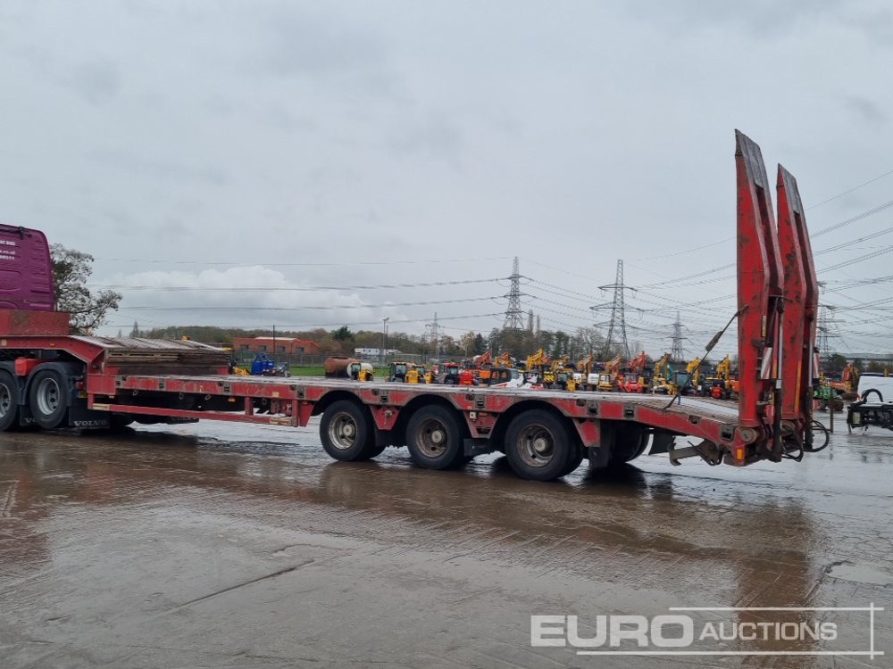 2011 Faymonville STN-3U - Semi-remorque surbaissé: photos 3 2011 Faymonville STN-3U - Semi-remorque surbaissé: photos 3