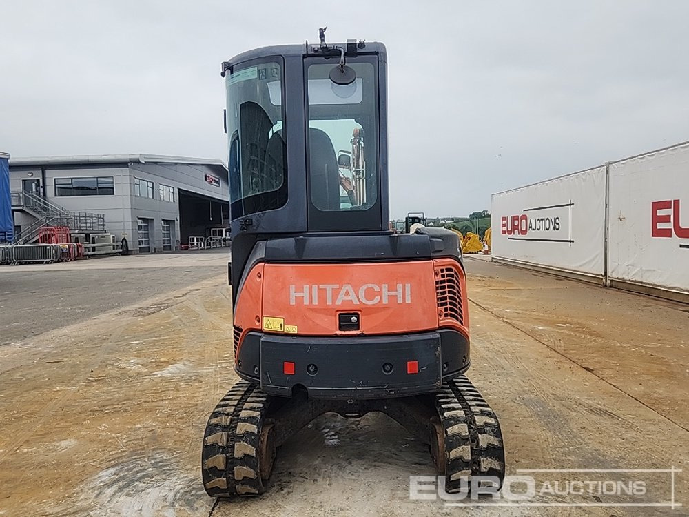 2011 Hitachi ZX29U-3 CLR - Mini pelle: photos 4 2011 Hitachi ZX29U-3 CLR - Mini pelle: photos 4