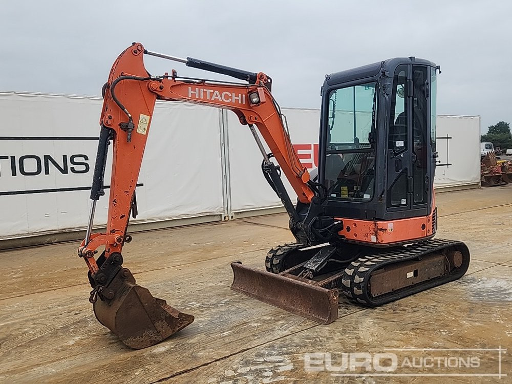 2011 Hitachi ZX29U-3 CLR - Mini pelle: photos 1 2011 Hitachi ZX29U-3 CLR - Mini pelle: photos 1