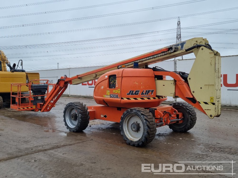 2011 JLG 600AJ - Nacelle: photos 3 2011 JLG 600AJ - Nacelle: photos 3