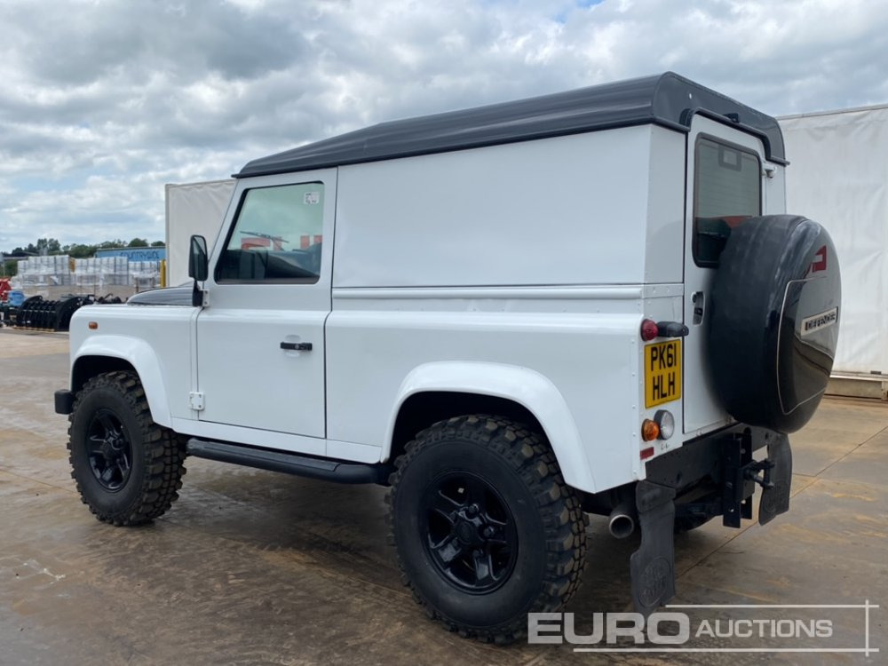 2011 Land Rover Defender 90 - SUV: photos 3 2011 Land Rover Defender 90 - SUV: photos 3