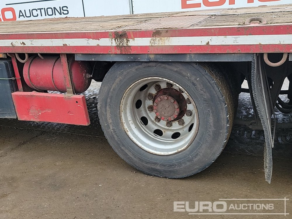 Camion plateau pour transport de équipements lourds 2012 DAF CF: photos 14