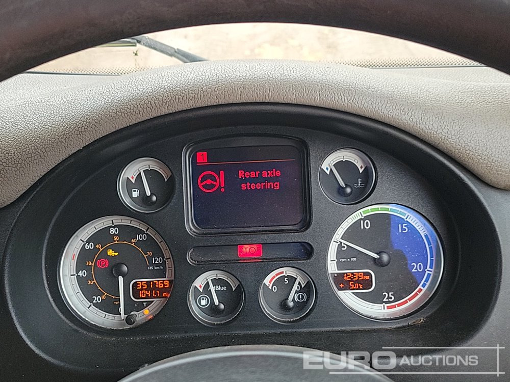 Camion plateau pour transport de équipements lourds 2012 DAF CF: photos 32