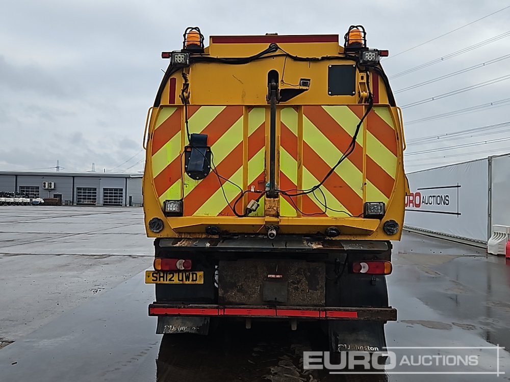 2012 DAF LF55.220 - Balayeuse de voirie: photos 4 2012 DAF LF55.220 - Balayeuse de voirie: photos 4