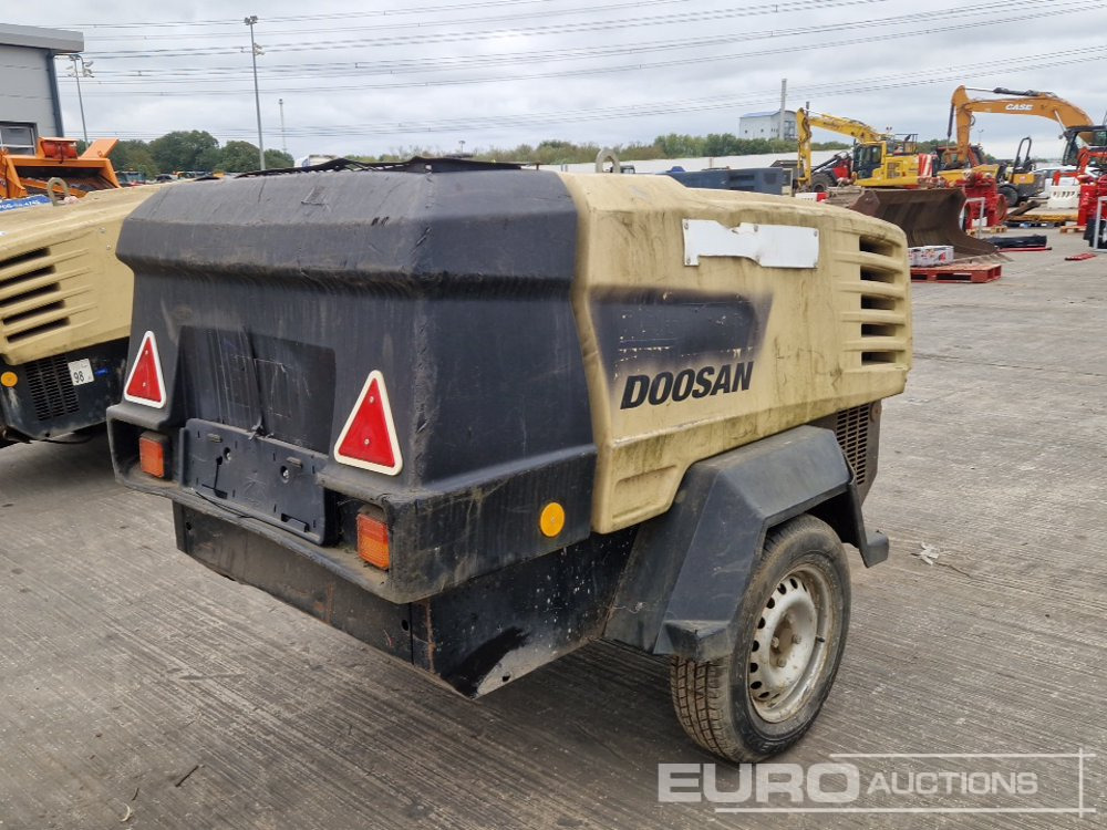 2012 Doosan 741+ 140CFM - Compresseur d'air: photos 5 2012 Doosan 741+ 140CFM - Compresseur d'air: photos 5