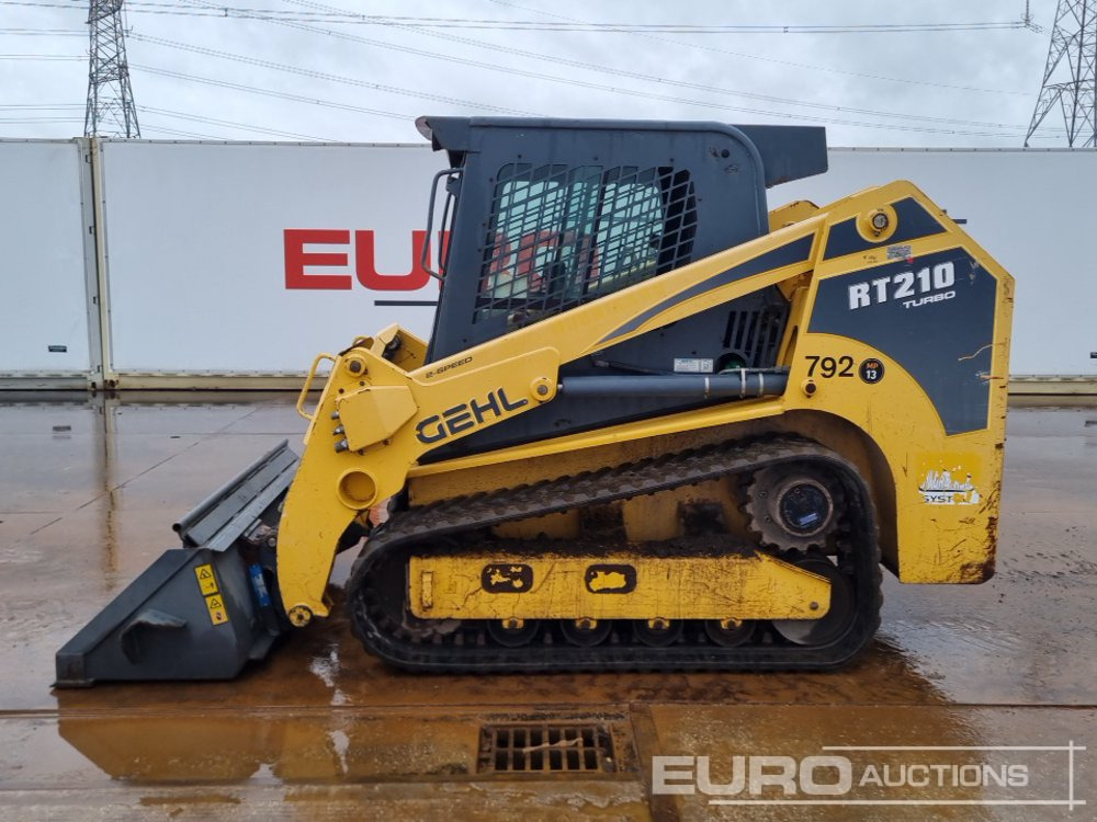 2012 Gehl RT210 - Mini chargeuse: photos 2 2012 Gehl RT210 - Mini chargeuse: photos 2