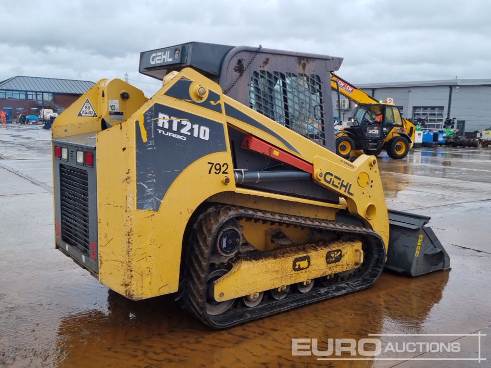2012 Gehl RT210 - Mini chargeuse: photos 5 2012 Gehl RT210 - Mini chargeuse: photos 5