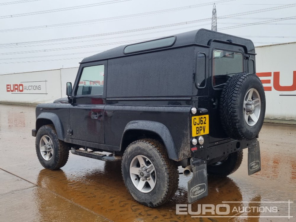2012 Land Rover Defender 90XS - SUV: photos 3 2012 Land Rover Defender 90XS - SUV: photos 3