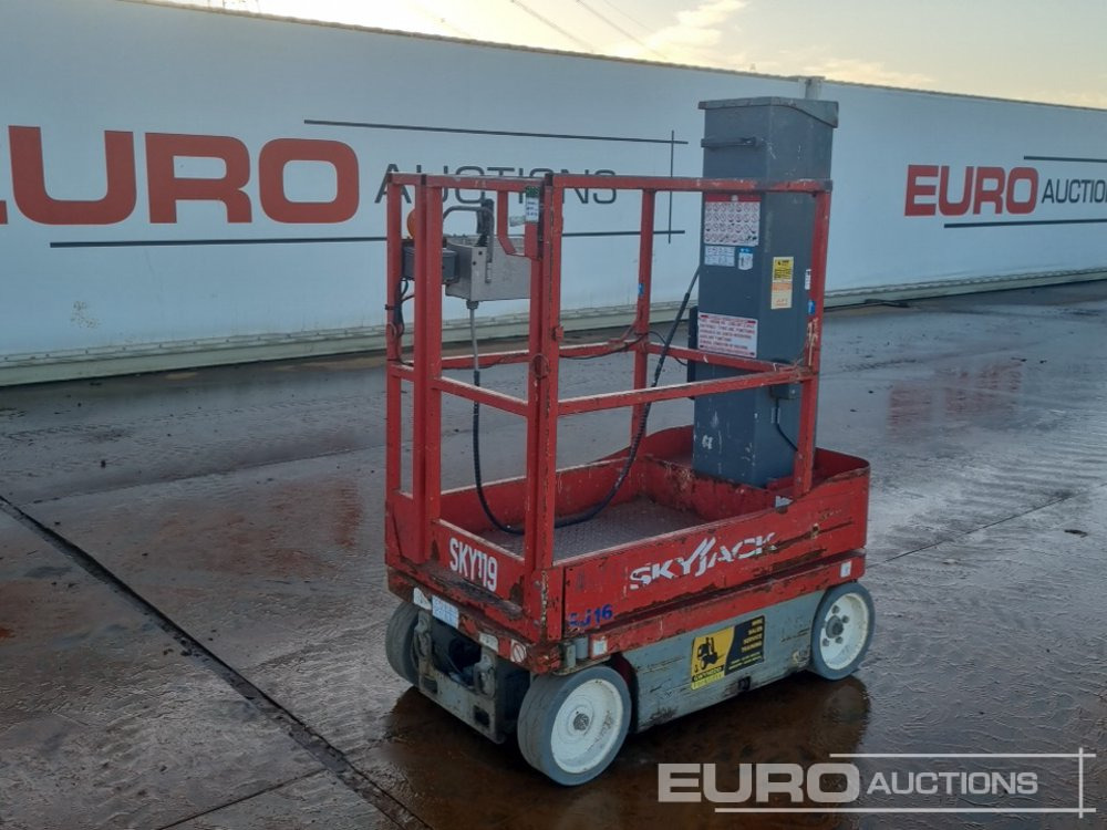 2012 SkyJack SJ16 - Nacelle: photos 1 2012 SkyJack SJ16 - Nacelle: photos 1