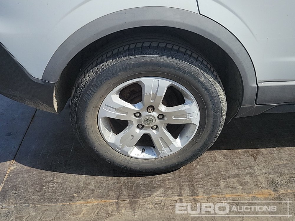 SUV 2012 Vauxhall Antara: photos 11