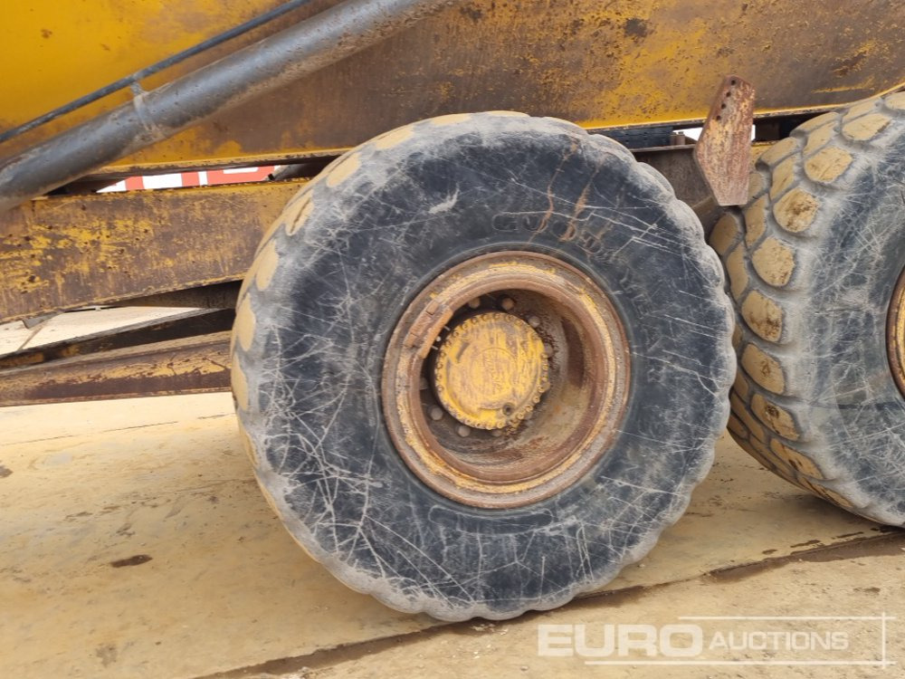 Tombereau articulé 2012 Volvo A25F: photos 12