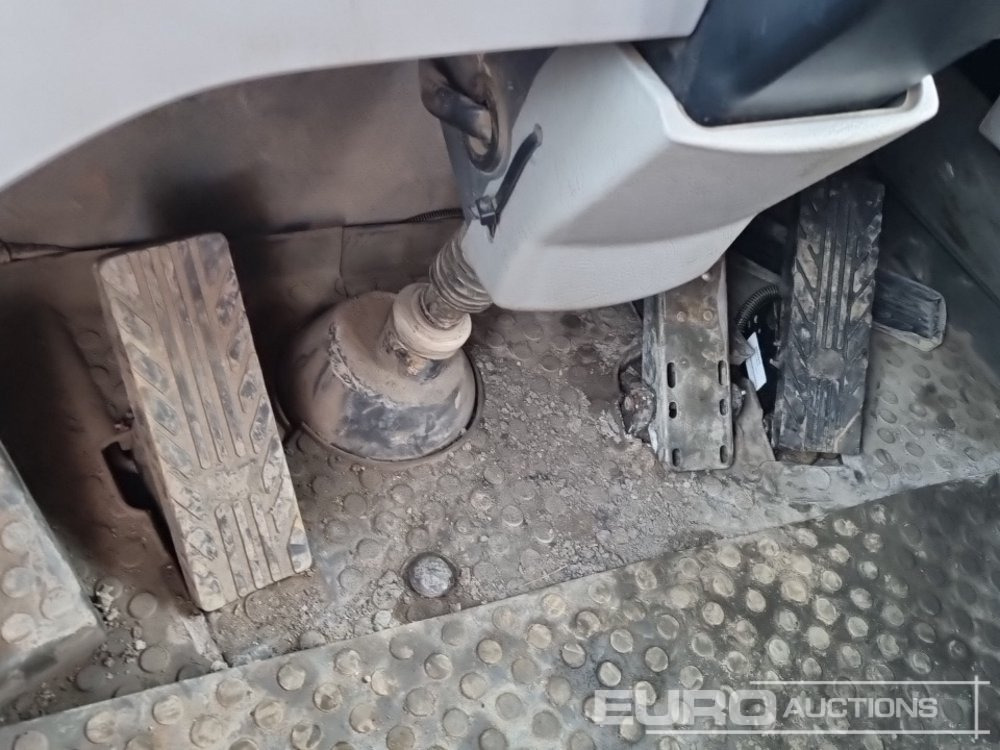 Tombereau articulé 2012 Volvo A25F: photos 36