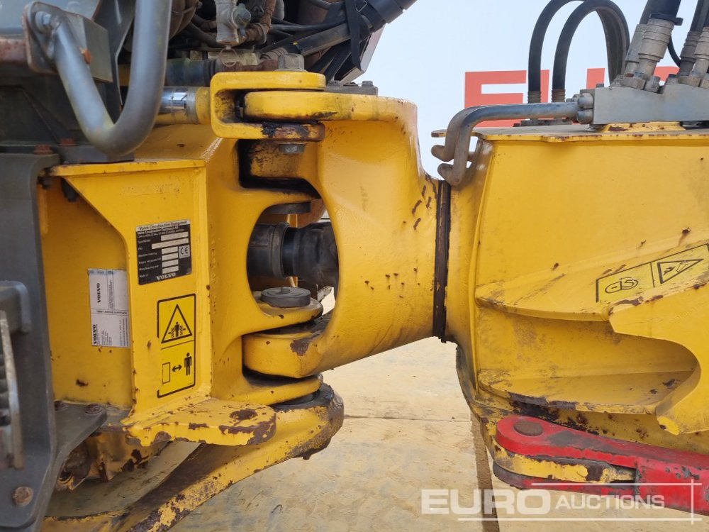 Tombereau articulé 2012 Volvo A25F: photos 17