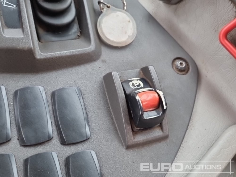 Tombereau articulé 2012 Volvo A25F: photos 40