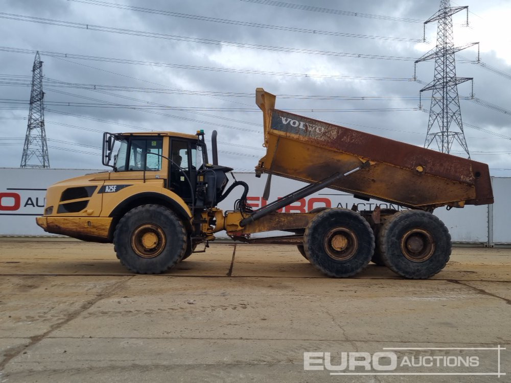 Tombereau articulé 2012 Volvo A25F: photos 10