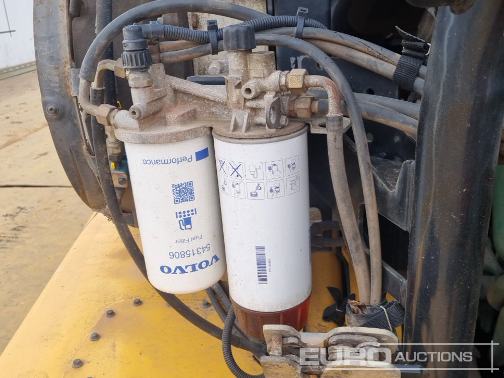 Tombereau articulé 2012 Volvo A25F: photos 32