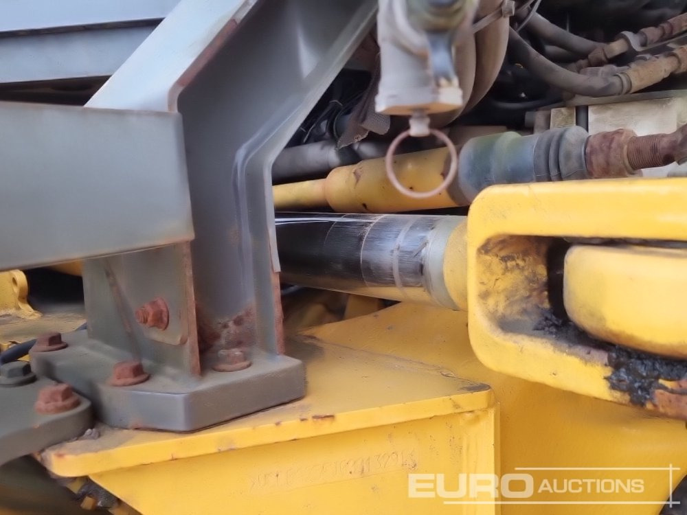 Tombereau articulé 2012 Volvo A25F: photos 18