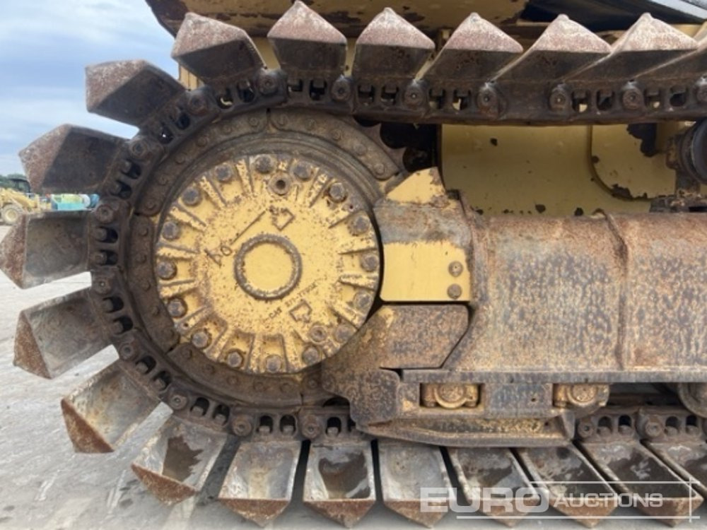 2013 CAT D3K2 LGP - Bulldozer: photos 4 2013 CAT D3K2 LGP - Bulldozer: photos 4