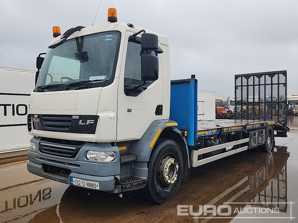 2013 DAF LF - Camion plateau: photos 1 2013 DAF LF - Camion plateau: photos 1