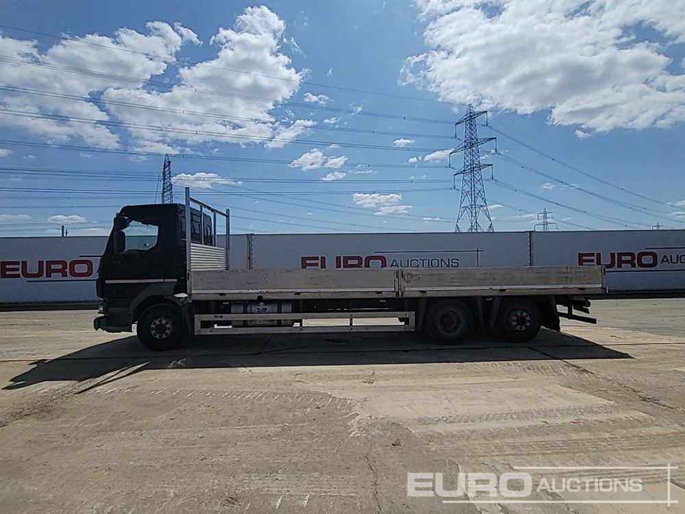 2013 DAF LF - Camion plateau: photos 2 2013 DAF LF - Camion plateau: photos 2